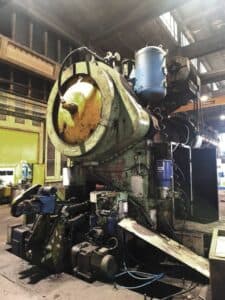 Presse de forgeage à chaud Komatsu CAH1600 - 1600 tonne (Photo 5)