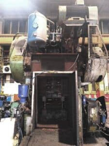 Presse de forgeage à chaud Komatsu CAH1600 - 1600 tonne (Photo 6)