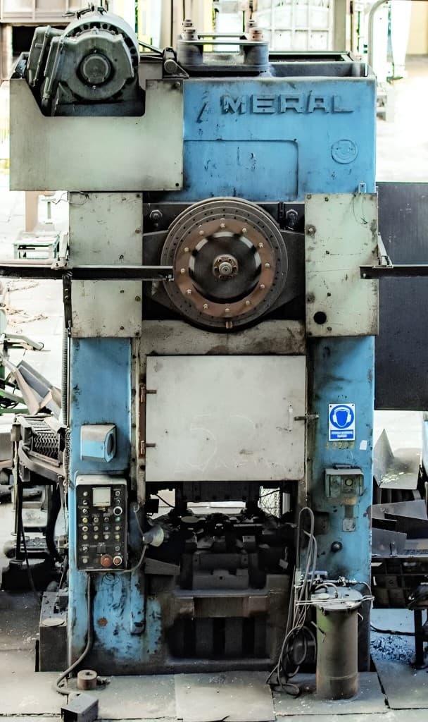 Presse de forgeage à chaud Smeral LZK 1600 - 1600 tonne
