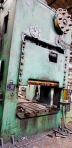 Presse d'ébavurage Ravne 630T - 630 tonne (Photo 7)