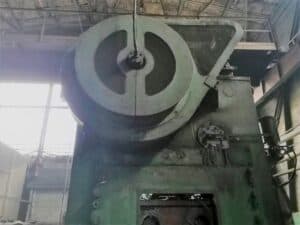 Presse d'ébavurage Ravne 630T - 630 tonne (Photo 10)