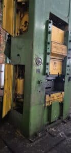 Presse à genouillère Barnaul K8340 - 1000 tonne (Photo 5)