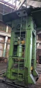 Presse d'ébavurage TMP Voronezh KB9538 - 630 tonne (Photo 1)