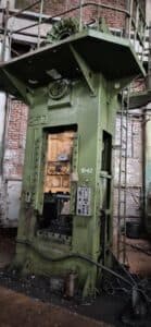 Presse d'ébavurage TMP Voronezh K2534 - 250 tonne ID: 76371