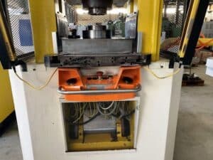 Presse à genouillère Grabener GK 360 - 360 tonne (Photo 3)