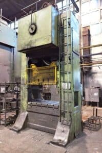 Presse d'ébavurage Smeral LDO 315 - 315 tonne (Photo 3)