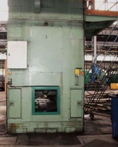 Presse mécanique Rovetta S2-400-1600-1220 - 400 tonne (Photo 15)