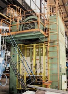 Presse mécanique Rovetta S2-400-1600-1220 - 400 tonne (Photo 14)