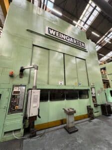Presse d'estampage Weingarten S1700.12.33.1 - 1700 tonne ID: 76174