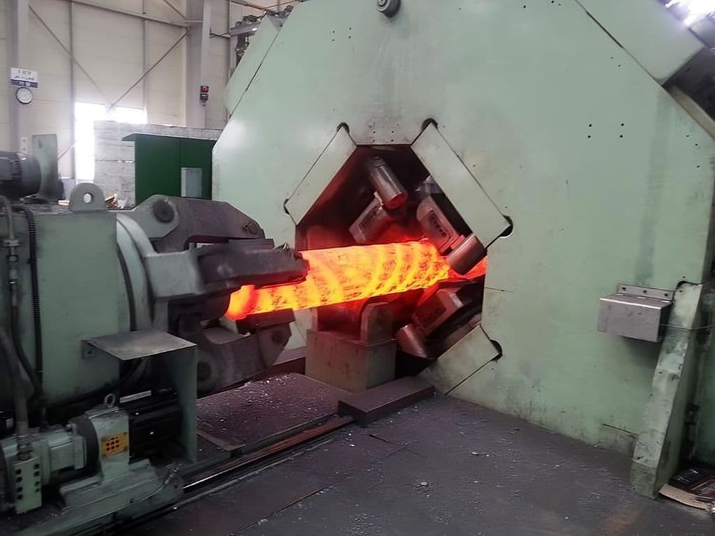 Machine de forgeage radial Neagari Shibuya BF-350 - 500 mm