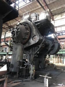 Presse de forgeage à chaud NKMZ Kramatorsk 6300 - 6300 tonne (Photo 2)