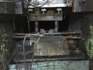 Presse de forgeage à chaud TMP Voronezh K8544 - 2500 tonne (Photo 14)
