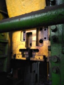 Presse de forgeage à chaud TMP Voronezh KB8544 - 2500 tonne (Photo 14)