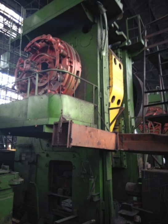 Presse de forgeage à chaud TMP Voronezh KB8544 - 2500 tonne
