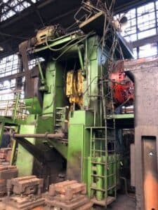 Presse de forgeage à chaud TMP Voronezh KB8544 - 2500 tonne (Photo 2)