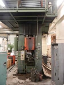 Presse à vis Vaccari 10PS - 650 tonne ID: S85916
