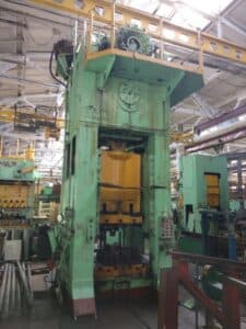 Presse d'ébavurage TMP Voronezh K2538 - 630 tonne ID: 75484
