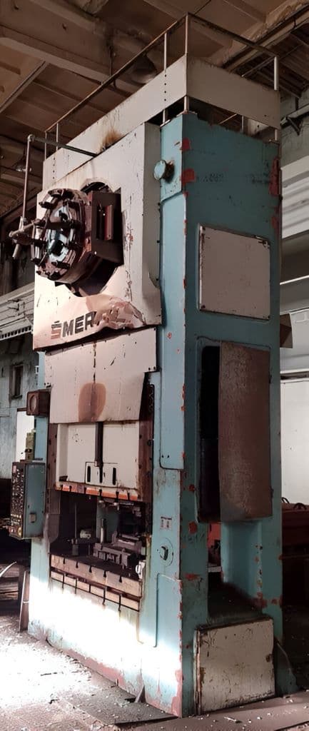 Presse d'ébavurage Smeral LDO 500 A - 500 tonne