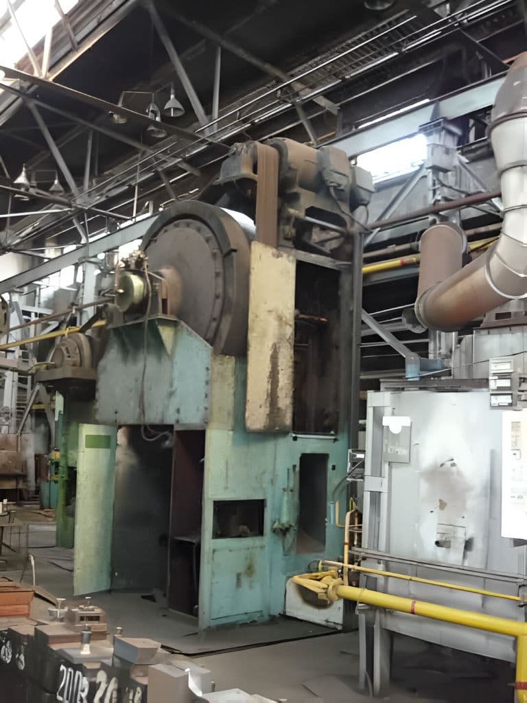 Presse de forgeage à chaud Smeral LZK 1600 - 1600 tonne