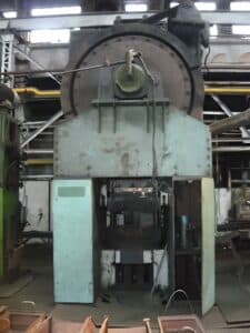 Presse de forgeage à chaud Smeral LZK 1600 - 1600 tonne (Photo 4)