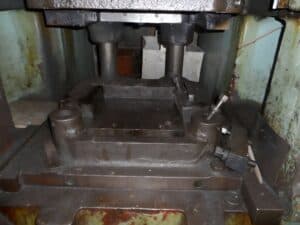 Presse de forgeage à chaud Smeral LZK 1600 - 1600 tonne (Photo 4)
