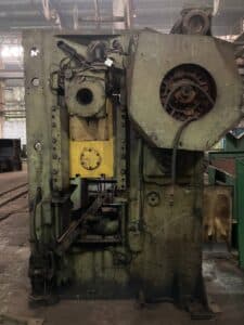 Presse à genouillère Barnaul KB8336 - 400 tonne ID: 76186