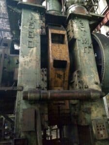 Presse de forgeage à chaud TMP Voronezh K8542 - 1600 tonne ID: 75483