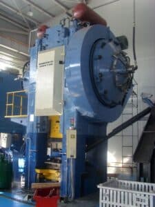 Presse de forgeage à chaud Eumuco SP 200 C - 2000 tonne (Photo 1)