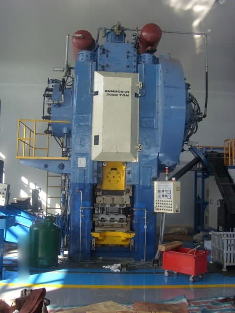 Presse de forgeage à chaud Eumuco SP 200 C - 2000 tonne