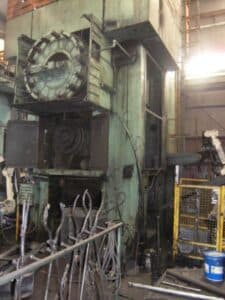 Presse de forgeage à chaud Smeral LZK 4000 A - 4000 tonne (Photo 1)