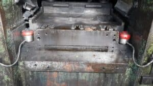 Presse de forgeage à chaud Ajax 2500 MT - 2500 tonne (Photo 4)