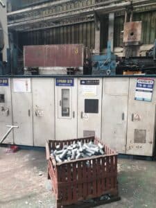 Presse de forgeage à chaud Hosung HFP-1300 - 1300 tonne (Photo 1)