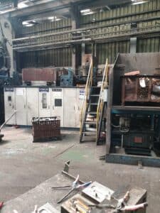 Presse de forgeage à chaud Hosung HFP-1300 - 1300 tonne (Photo 3)