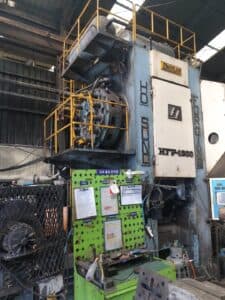 Presse de forgeage à chaud Hosung HFP-1300 - 1300 tonne (Photo 2)
