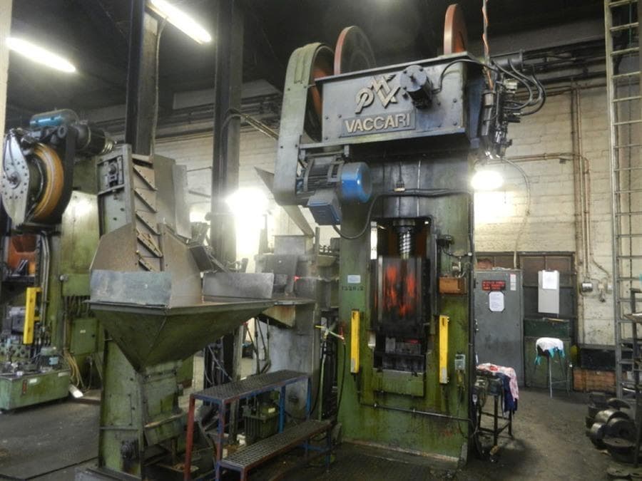 Presse à vis Vaccari 9PS - 400 tonne