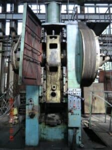 Presse de forgeage à chaud TMP Voronezh K04.019.840 - 1000 tonne (Photo 1)