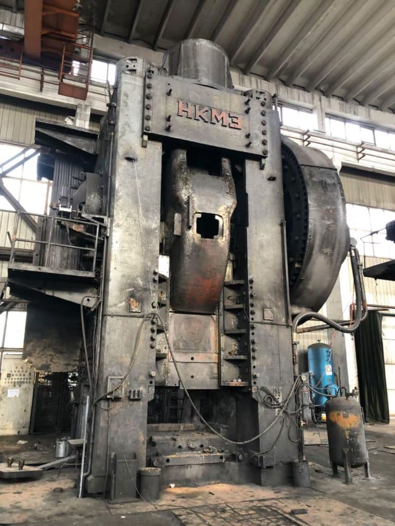 Presse de forgeage à chaud NKMZ Kramatorsk 6300 - 6300 tonne
