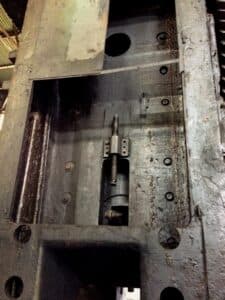 Presse de forgeage à chaud Smeral LZK 4000 S - 4000 tonne (Photo 1)