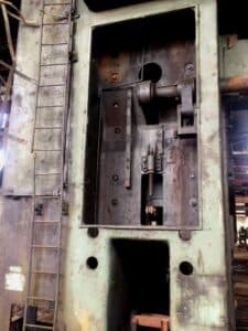Presse de forgeage à chaud Smeral LZK 4000 S - 4000 tonne (Photo 7)