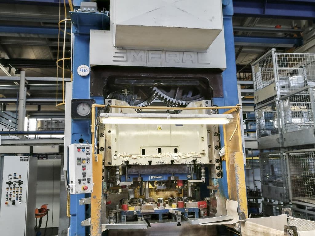 Presse d'ébavurage Smeral LDO 315 A - 315 tonne
