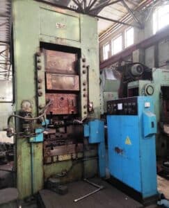 Presse à genouillère Barnaul K8340 - 1000 tonne ID: 75822