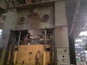 Presse d'estampage TMP Voronezh KB3537 - 500 tonne (Photo 2)