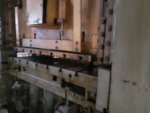 Presse d'estampage TMP Voronezh KB3537 - 500 tonne (Photo 7)