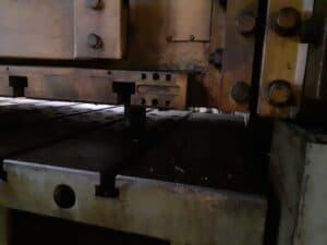 Presse d'estampage TMP Voronezh KB3537 - 500 tonne (Photo 11)
