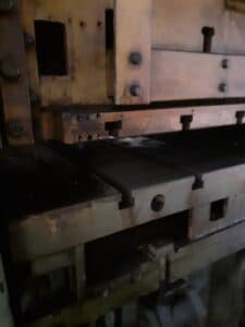 Presse d'estampage TMP Voronezh KB3537 - 500 tonne (Photo 15)