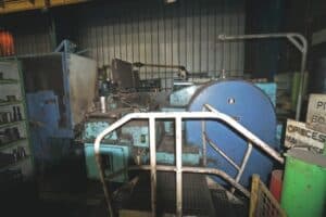 Machine de forgeage automatique Hatebur AMP30 - 230 tonne (Photo 1)