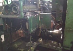 Machine de forgeage automatique Hatebur AMP30 - 230 tonne (Photo 2)