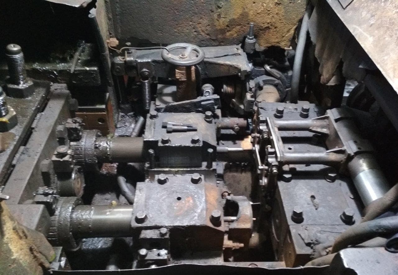 Machine de forgeage automatique Hatebur AMP30 - 230 tonne