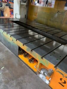 Presse d'estampage Arisa S4/630/4500/2500 - 630 tonne (Photo 2)