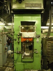 Presse à vis Vaccari 9PS - 400 tonne (Photo 1)